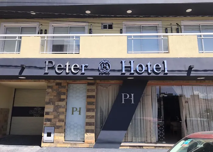 Peter Hotel